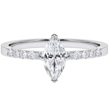 Verlobungsring aus Platin mit 0,5 ct Diamant im Marquiseschliff zwischen 10 Brillanten gefasst