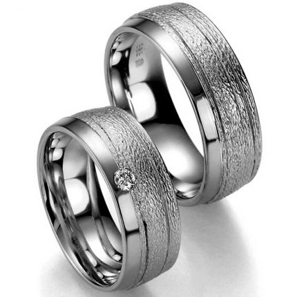 Ringe aus Silber mit zwei verschiedenen Oberflächen