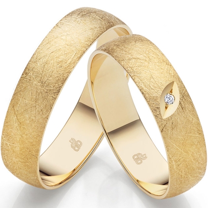 Eismattes Ringpaar aus Gold mit wahlweise Brillant