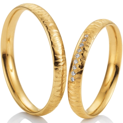 Schmales Ringpaar aus Gold in Bast Optik